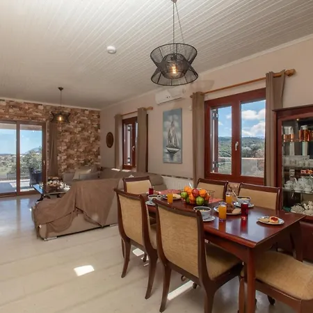 Stathatos Case de vacanță *